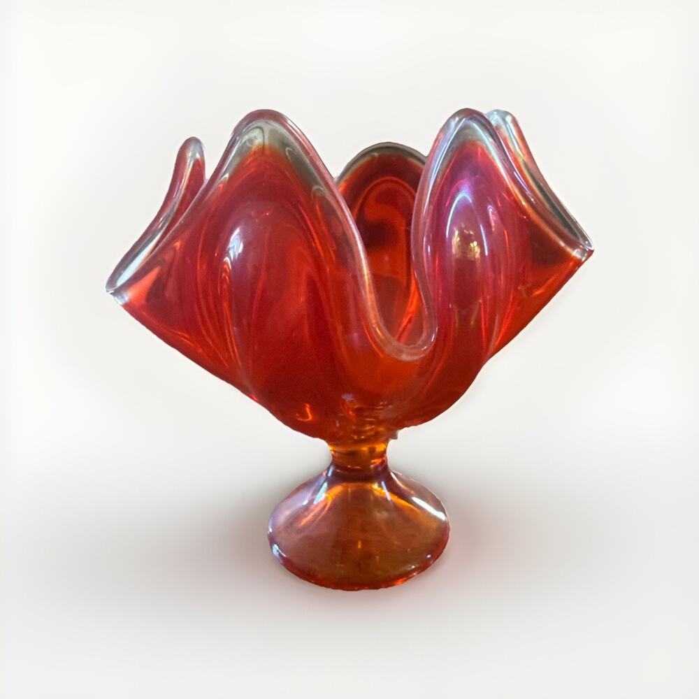 MCM Viking Glass Epic Persimmon Amberina 6 Petal Handkerchief Compote Bowl 6.5"